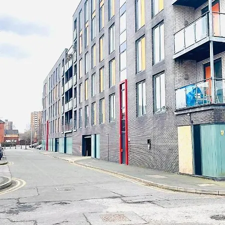 Central Spacious Manchester Extérieur photo